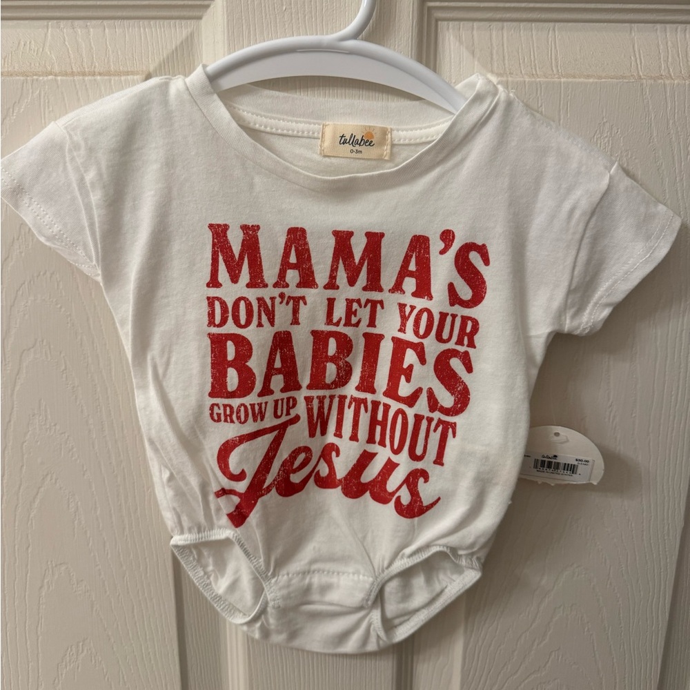 Tullabee graphic onesie 0-3